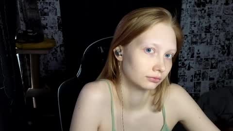 Snapshot of _caramel_milk_ chatting on May 29, 2026, 3:26 am Merlizz online show from May 29, 2026, 3:26 am
