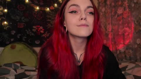 Caroline online show from December 19, 2024, 2:02 pm