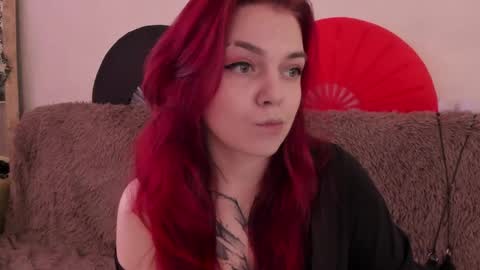 Caroline online show from April 18, 2026, 11:47 am