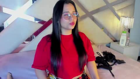 Caroline Sweet online show from December 29, 2024, 2:38 am