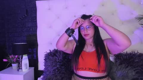 Caroline Sweet online show from January 8, 2025, 6:20 am