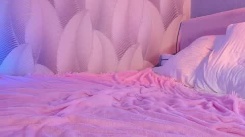 Christina Chris online show from March 1, 2025, 8:23 am