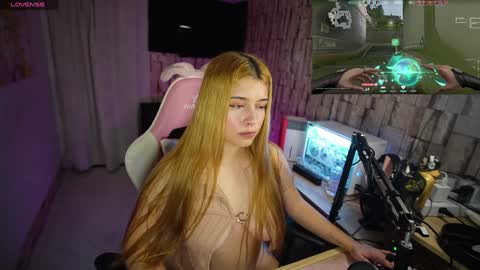 Snapshot of _celeste_xx chatting on December 29, 2024, 8:15 pm _celeste_xx online show from December 29, 2024, 8:15 pm