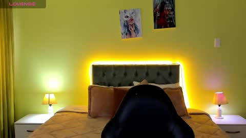 Charlote online show from September 22, 2025, 8:00 pm