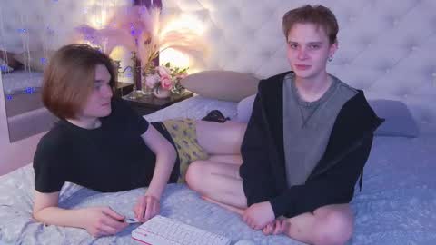 Snapshot of _cheesecake_s chatting on December 2, 2025, 1:33 am _cheesecake_s online show from December 2, 2025, 1:33 am