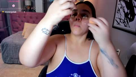 _chelsea_24 online show from December 18, 2025, 6:52 am