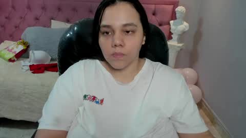_chelsea_24 online show from May 29, 2026, 5:49 am