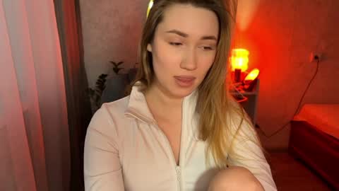 _chloe_miller_ online show from May 11, 2026, 4:59 pm