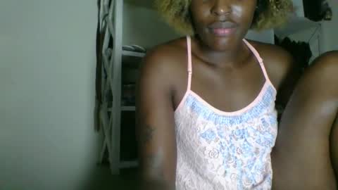 Snapshot of _clara01 chatting on March 13, 2026, 9:27 am clara online show from March 13, 2026, 9:27 am