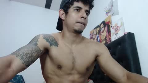 Snapshot of _crissgex_ chatting on October 23, 2025, 5:33 pm crissgex online show from October 23, 2025, 5:33 pm