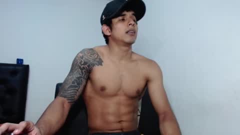  crissgex  online show from April 1, 2026, 3:07 am