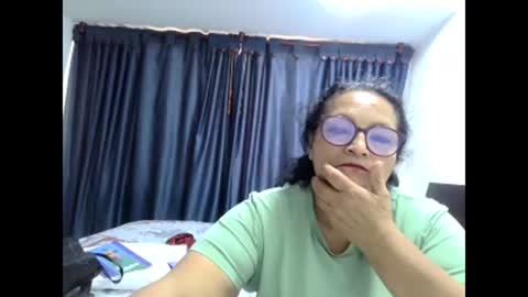 _cristal15 online show from November 13, 2025, 7:02 pm