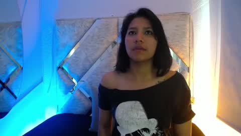 _cristal_evans online show from March 7, 2025, 6:11 pm