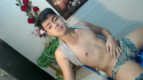 Snapshot of _cumwithrussel chatting on June 23, 2026, 12:41 am Russ online show from June 23, 2026, 12:41 am