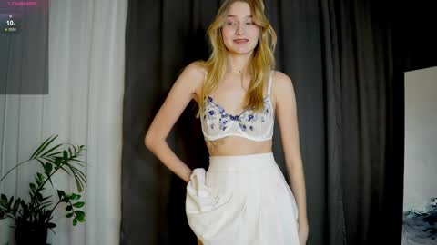 Alice online show from March 4, 2025, 12:12 pm