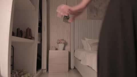 Snapshot of _dakota_a chatting on October 23, 2025, 6:39 pm Dakota online show from October 23, 2025, 6:39 pm