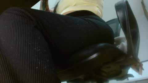 Snapshot of _danielamartinez chatting on November 11, 2025, 4:07 pm _danielamartinez online show from November 11, 2025, 4:07 pm