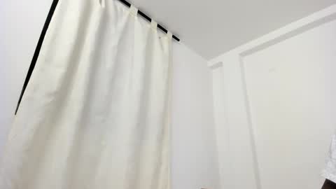 Snapshot of _danik0 chatting on October 19, 2025, 12:44 am danik online show from October 19, 2025, 12:44 am