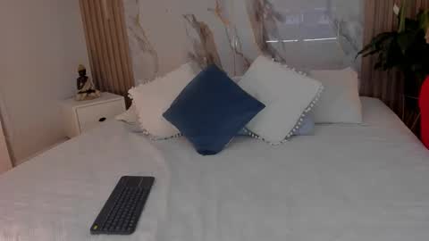 Snapshot of _dara_ chatting on November 1, 2025, 10:45 pm Dara online show from November 1, 2025, 10:45 pm