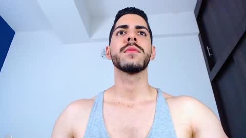 Snapshot of _davidwolf chatting on January 15, 2025, 12:41 am David online show from January 15, 2025, 12:41 am