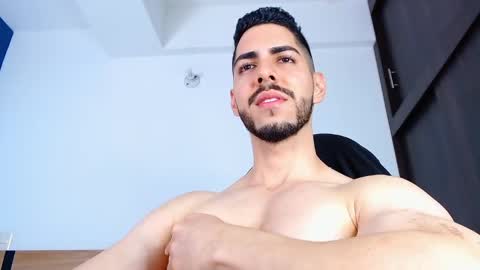 Snapshot of _davidwolf chatting on January 23, 2025, 10:54 pm David online show from January 23, 2025, 10:54 pm