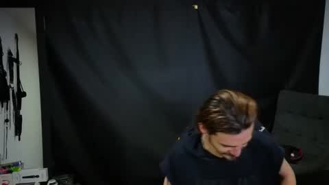 Snapshot of _delacruz911_ chatting on February 15, 2026, 4:09 am delacruz online show from February 15, 2026, 4:09 am