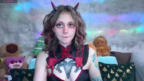 Kate online show from December 21, 2025, 5:20 pm