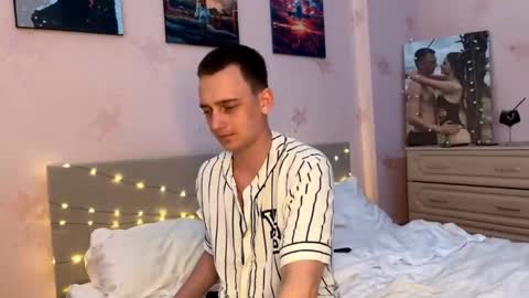 Snapshot of _dior99_ chatting on May 8, 2026, 8:58 pm DIOR END EVAN online show from May 8, 2026, 8:58 pm