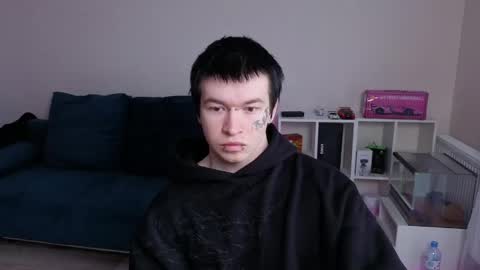 _dream_boys_ online show from April 19, 2026, 8:13 am