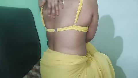 Snapshot of _dreamgirl_0 chatting on March 24, 2026, 12:04 am _dreamgirl_0 online show from March 24, 2026, 12:04 am