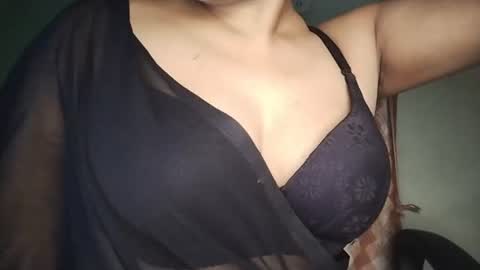 Snapshot of _dreamgirl_0 chatting on June 27, 2026, 12:22 pm _dreamgirl_0 online show from June 27, 2026, 12:22 pm