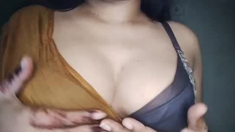Snapshot of _dreamgirl_0 chatting on July 13, 2026, 10:29 am _dreamgirl_0 online show from July 13, 2026, 10:29 am
