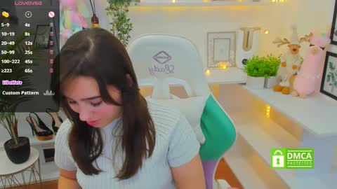 Lizzy  online show from December 19, 2024, 9:49 pm