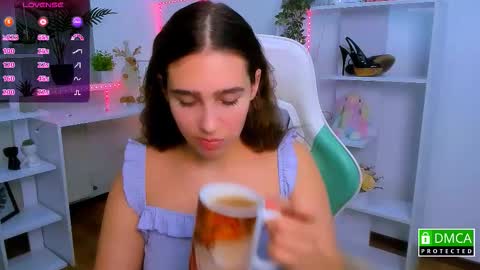 Lizzy  online show from November 23, 2025, 10:20 pm