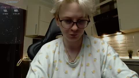 chloue and Gretta online show from July 2, 2026, 8:48 pm