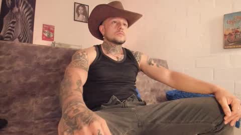 Emilio online show from November 12, 2025, 10:15 am