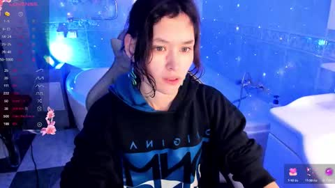 Snapshot of _emily__strike_ chatting on October 6, 2025, 10:02 am _emily__strike_ online show from October 6, 2025, 10:02 am