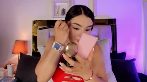 Isabella online show from March 24, 2026, 12:10 pm