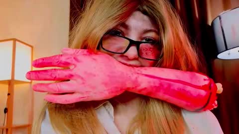 Snapshot of _emilyzortea_ chatting on October 31, 2025, 8:37 am Emily online show from October 31, 2025, 8:37 am