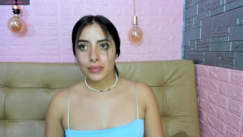 Snapshot of _emma_diamond_ chatting on December 13, 2024, 10:34 pm Emma online show from December 13, 2024, 10:34 pm