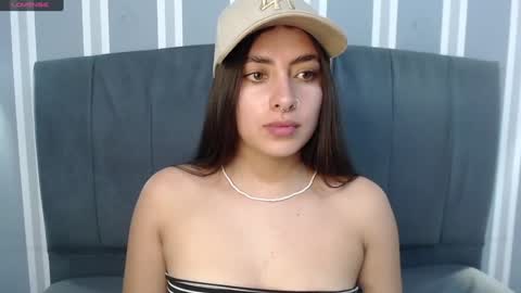 Snapshot of _emma_diamond_ chatting on January 9, 2025, 6:36 pm Emma online show from January 9, 2025, 6:36 pm