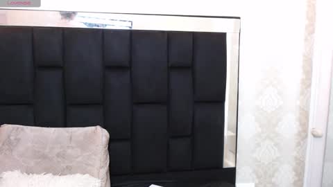 Emma online show from February 24, 2025, 10:36 pm