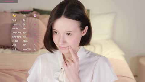 Essie  online show from March 7, 2025, 10:56 am