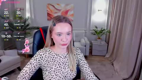 Florence online show from December 2, 2024, 12:18 pm