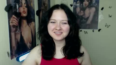 Snapshot of _foxy_lady chatting on November 11, 2025, 7:08 am Alice online show from November 11, 2025, 7:08 am