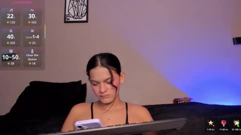 Snapshot of _frida_1 chatting on September 17, 2025, 1:02 pm Frida online show from September 17, 2025, 1:02 pm