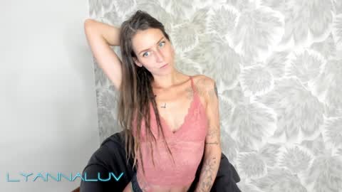 Lyanna and Derek online show from February 1, 2025, 2:05 am