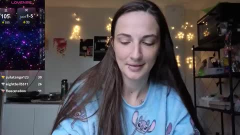 Snapshot of _goddessaurora chatting on October 9, 2025, 7:50 am Goddess Aurora online show from October 9, 2025, 7:50 am