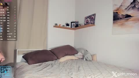 Rina online show from November 4, 2025, 8:19 pm