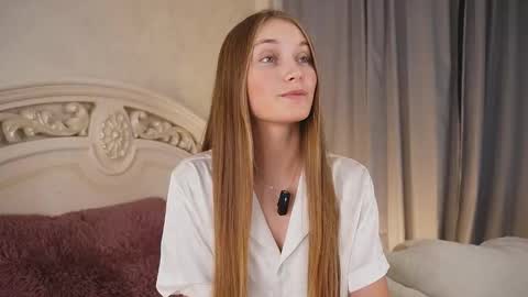 Milly online show from September 12, 2025, 2:22 am